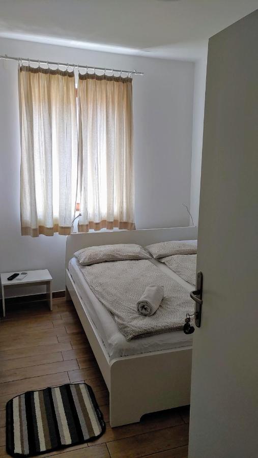 B&B Isola Изола Экстерьер фото