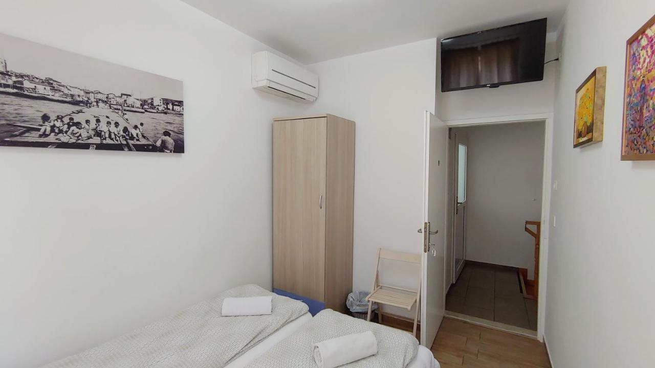B&B Isola Изола Экстерьер фото